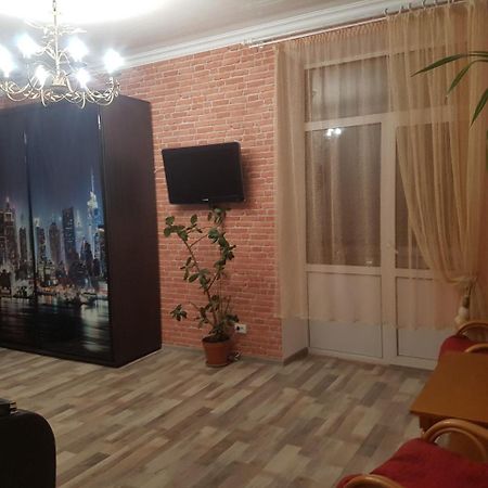 Apartment New York Street Кременчуг Экстерьер фото